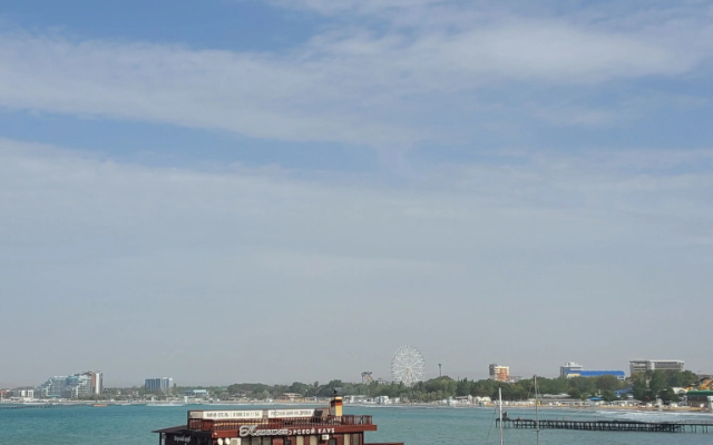 2-Komnatnye Na Naberezhnoy Flat