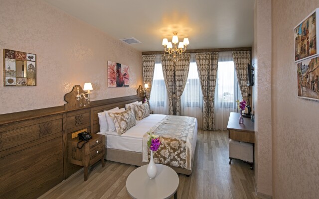Perapolis Hotel