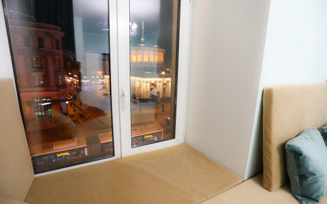 Апартаменты 4 Невский Проспект 81