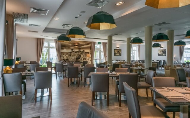 Отель Arche Częstochowa