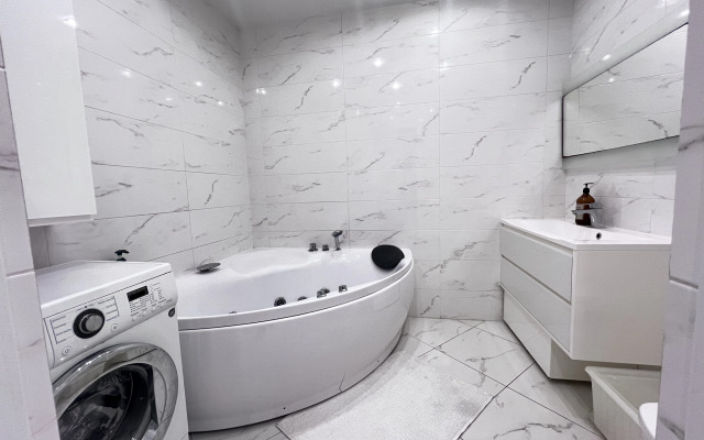 Stilnye Dvukhurovnevye Apartamenty Flat