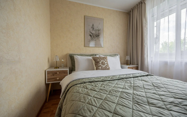 Апартаменты трехкомнатные в 4км от Кремля Сова-Дом