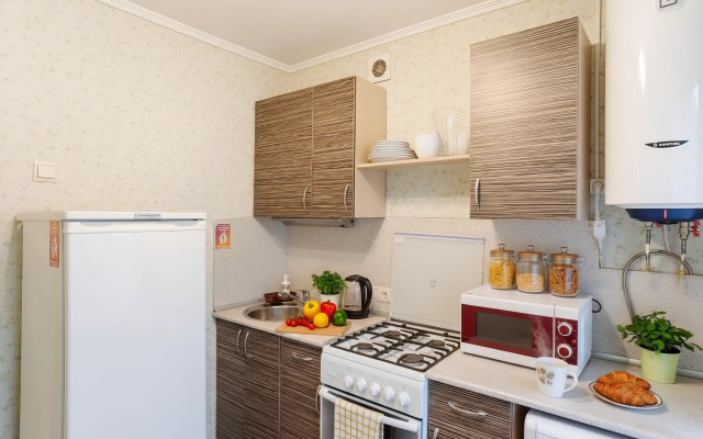 Апартаменты 9 ночей в центре на Анохина 37