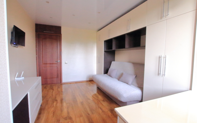 Na Pobezhimova 39 Flat