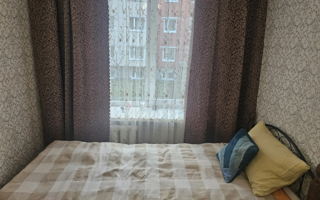 Апартаменты Квартира трехкомнатная возле реабилитации.