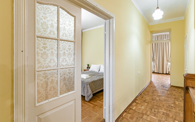 Частный дом Таунхаус в центре сеть апартов Лермонт