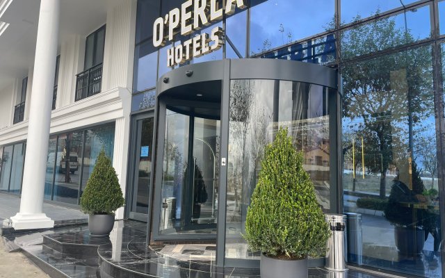 Отель Operla Airport Hotels Trademark Collection By Wyndham