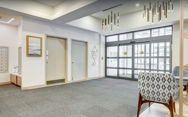 Simcoe Downtown Condos Apartment Hotel