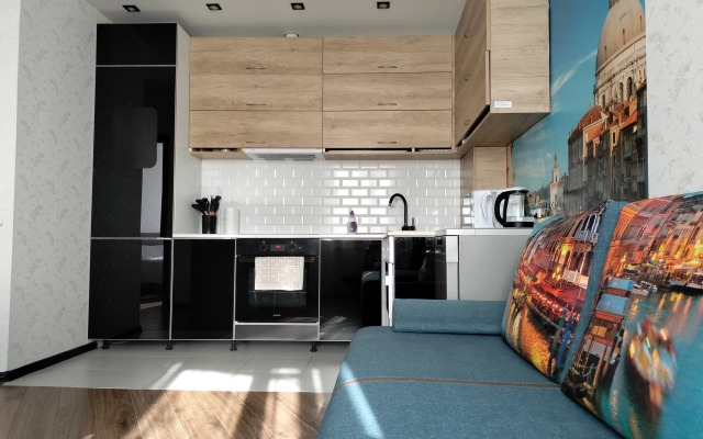 Brest Flat
