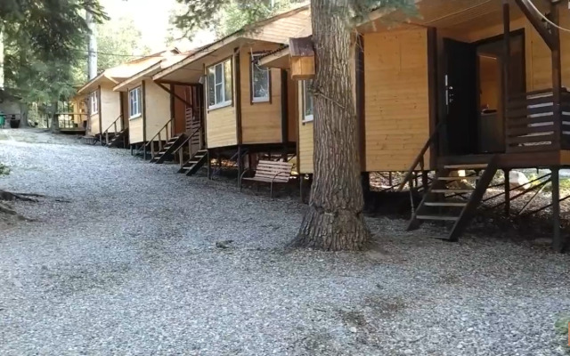 V Gostyah U Skazki Guest house