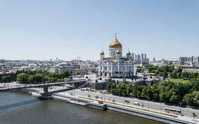 Stilnaya Dvushka S Vidom Na Naberezhnuyu Apartments