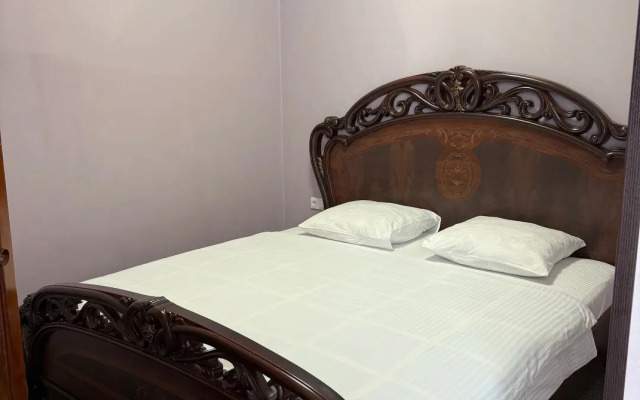 Medovaya Guest House