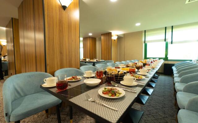 Pyramids Resorts, Charvak