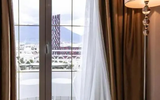 XHEKO IMPERIAL Hotel