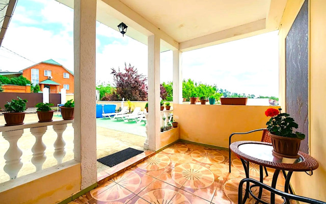Rakhat Vardane Guest house