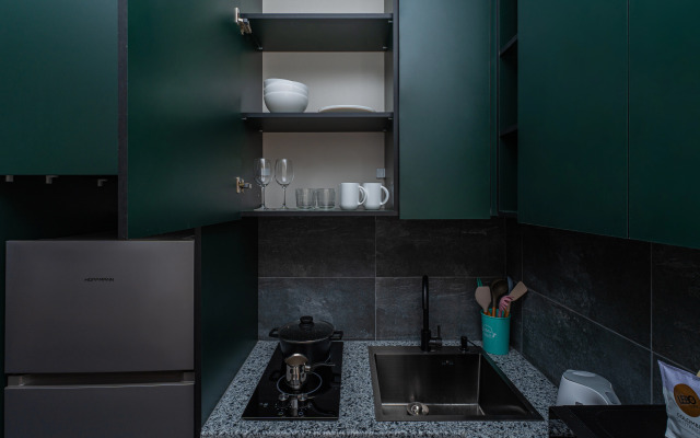 KeyGo #0160, 1 Bedroom, Designed with Balcony Apartments