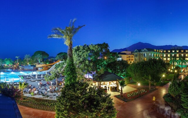 Lucida Beach Hotel 