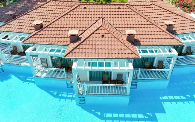 Mozaik Swim Up Hotel