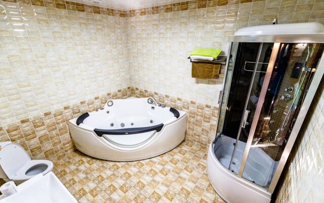 Отель Автострит