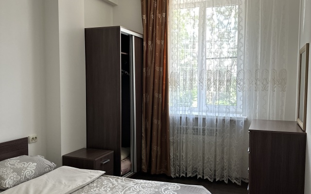 V Tsentre Goroda Apartament