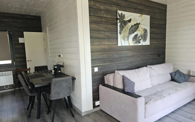 Коттедж Черничный склон Grey House