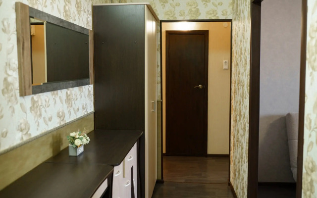 Gold Fish Na Khantayskoy 37 Apartments