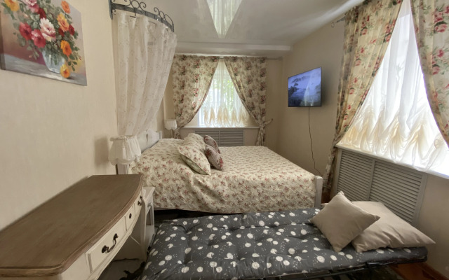 2-kh komnatnye apartamenty Klassik na Naberezhnoy Flat