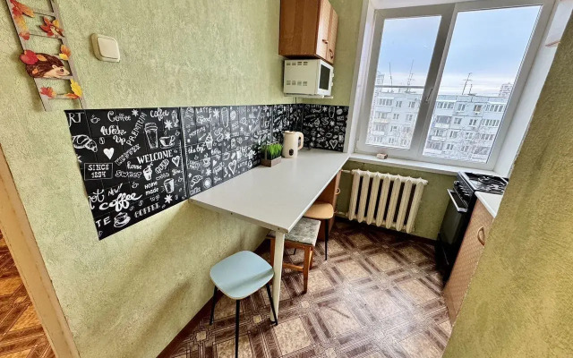 Квартира на Челюскинцев 14