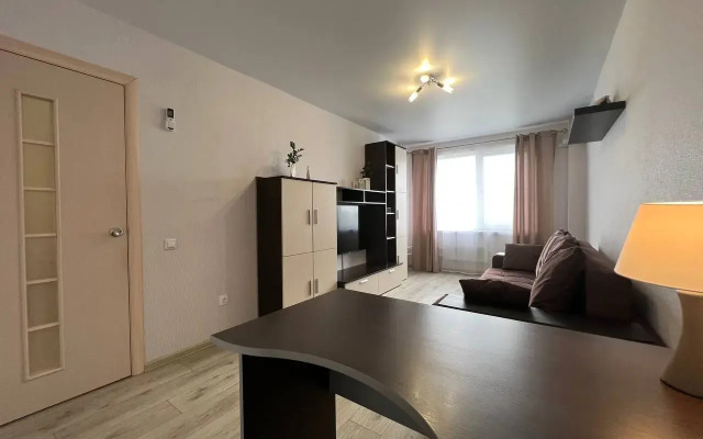 Trekhkomnatniye na Moskovskom Prospekte 44 Apartments