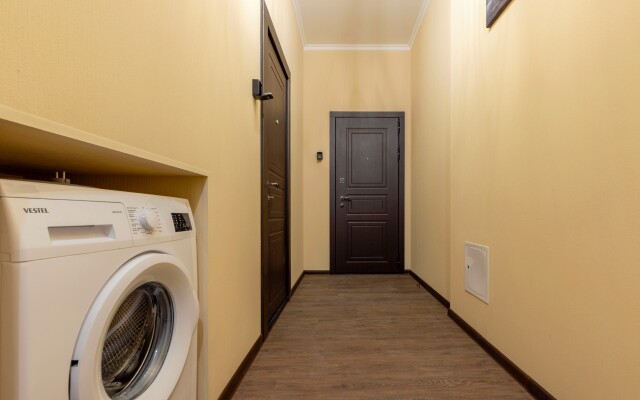 One-Room R&B Apartments on Nevsky 23