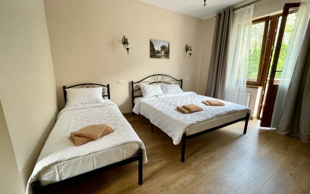 Eski Cesme Guest House