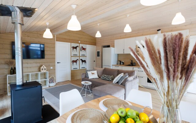 Teplo House Guest House