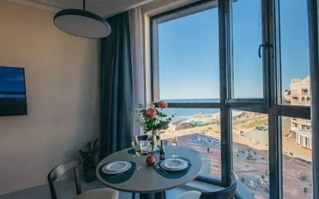 C Shikarnym Vidom na More Flat