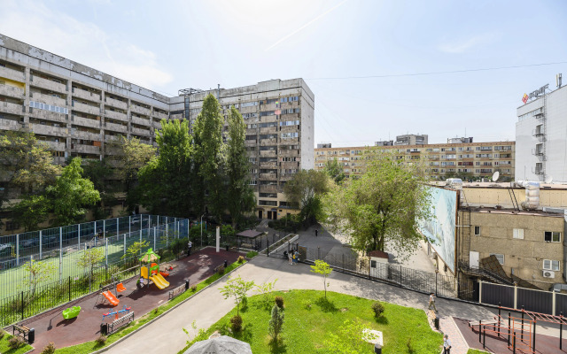 Arbat, Zolotoy Kvadrat, Istoricheskiy Tsentr Almaty Flat