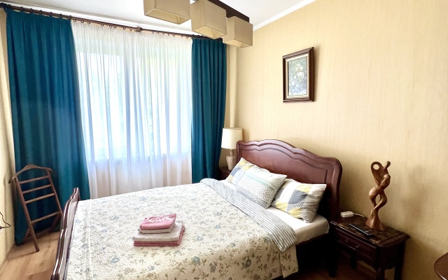 Квартира Комфортная Трехкомнатная в Самом Центре