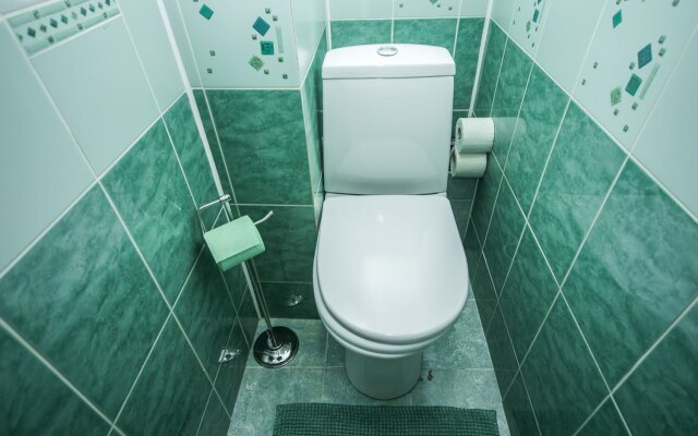 2-Kh Komnatnye Apartamenty Na Kujbysheva Flat