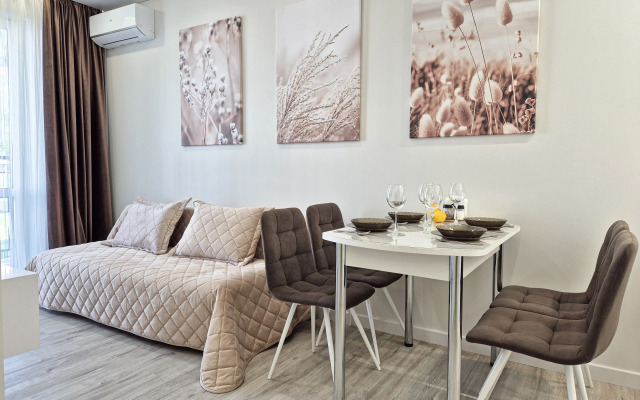 Potryasayuschaya v Flat