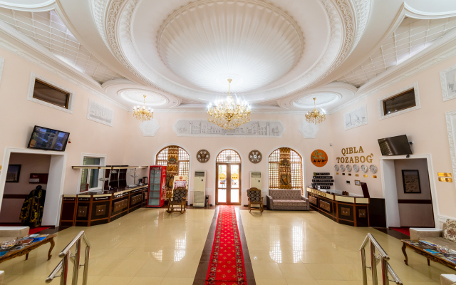 Qibla Tozabog Hotel
