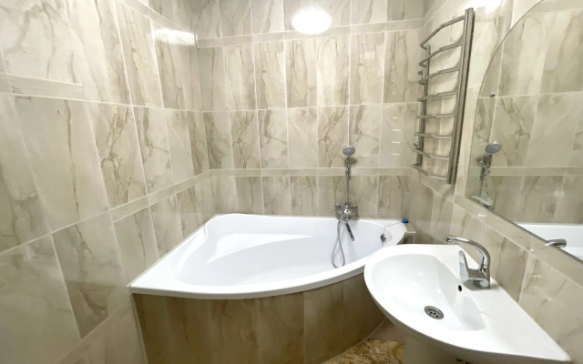 Апартаменты 020 Флэтс-Лайн на улице Красноармейская 100