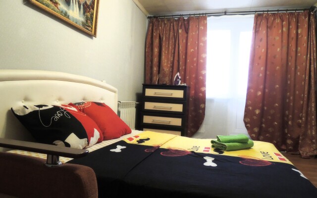 Апартаменты Красной армии 215