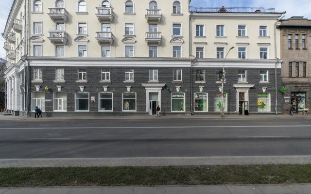 Квартира в центре с видом на парк и церковь