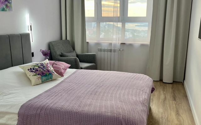 S prekrasnym vidom na Volgu Flat
