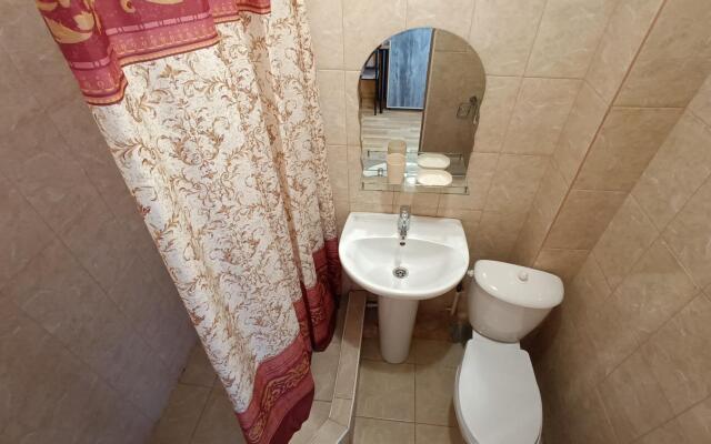 Vinogradny Dvorik Guest House