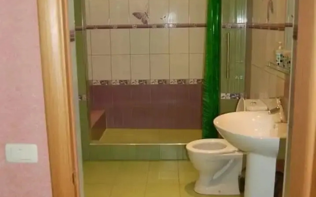 Gostevoy Dom na Tsitrusovoy