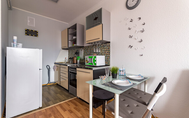 Апартаменты На Стачек 4