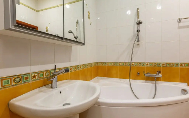 Квартира от компании Хоум Отель на Садовой 69