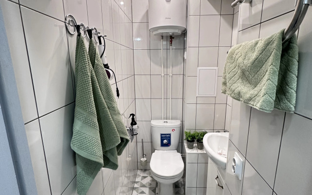 V Tsentre Na Suvorova Flat