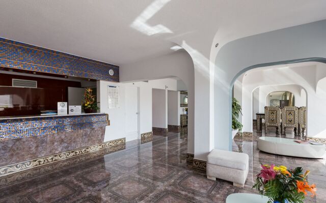 Grand Muthu Oura View Beach Club Apart-Hotel