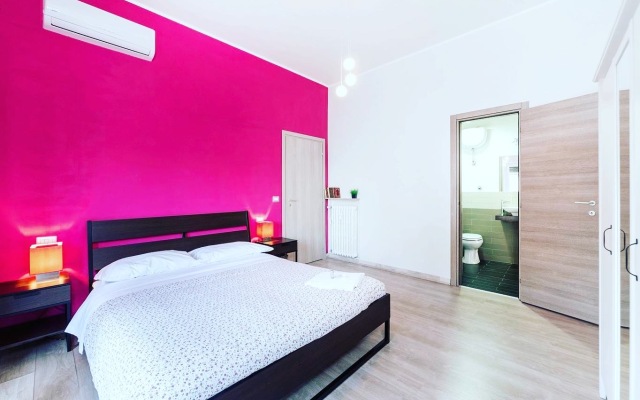Mini hotel The Place to Be & B
