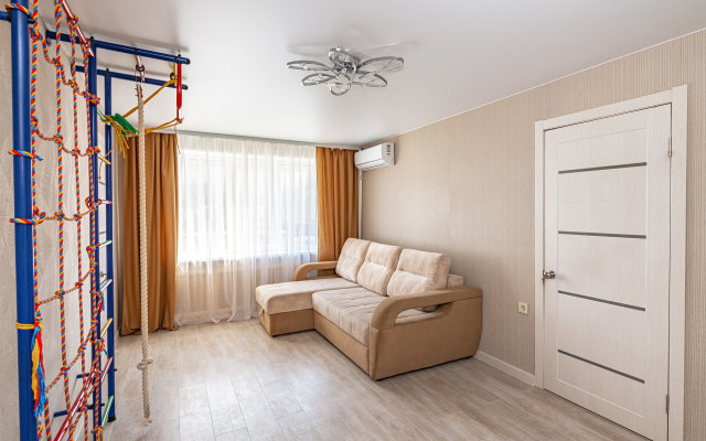 Four-room S Vidom Na More Apartments